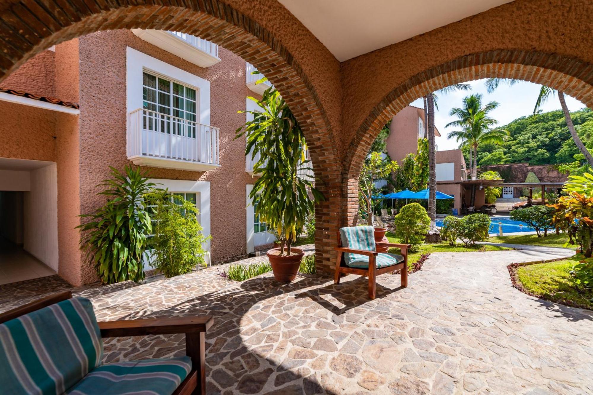 Hotel Castillo Huatulco & Beach Club Santa Cruz Huatulco Buitenkant foto