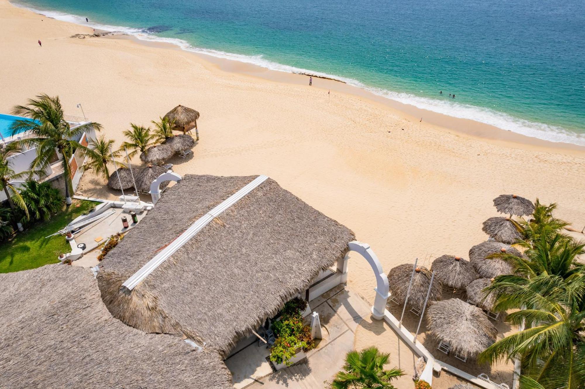 Hotel Castillo Huatulco & Beach Club Santa Cruz Huatulco Buitenkant foto